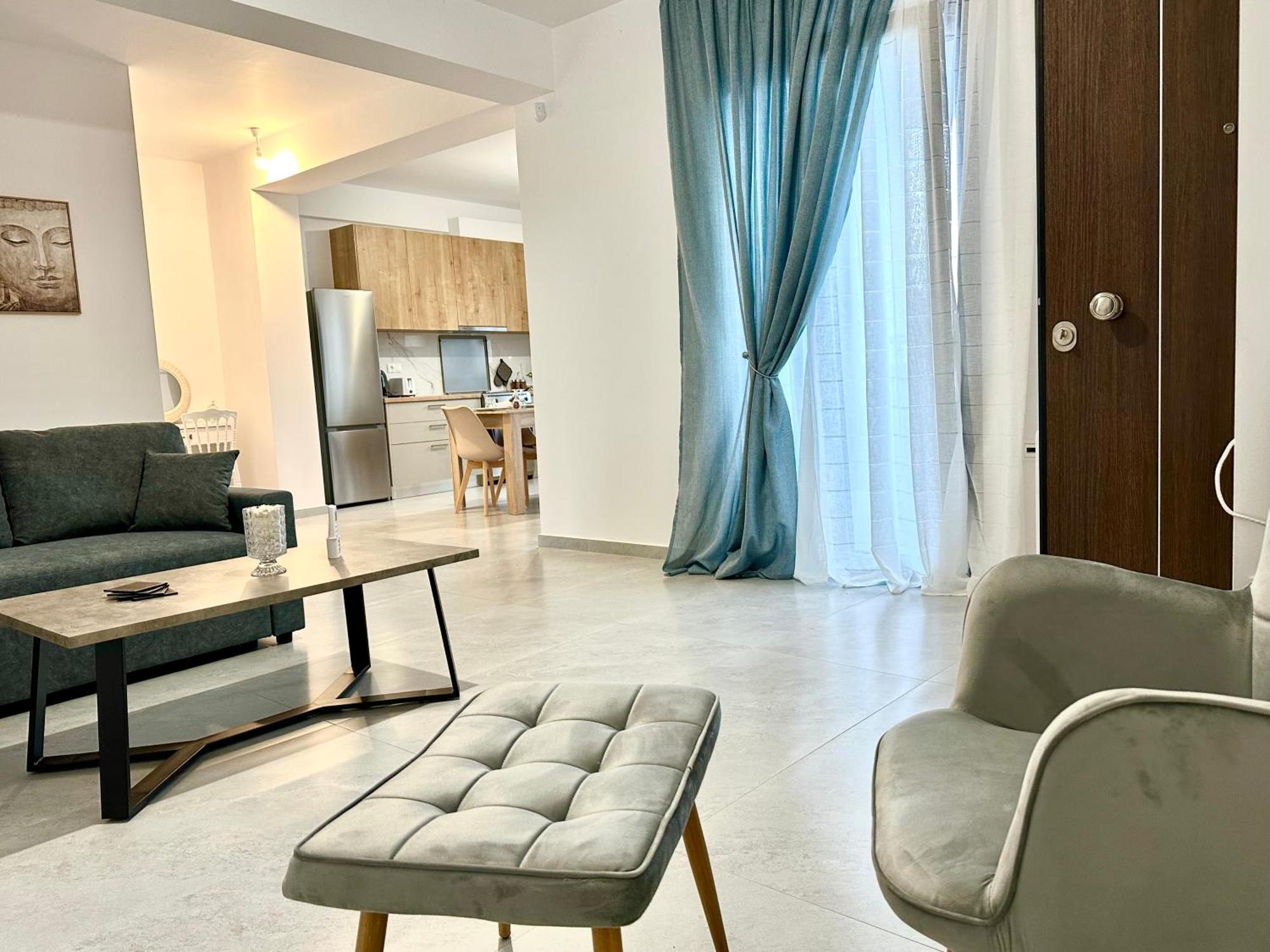 The Skyline Escape Apartment Ираклио Екстериор снимка
