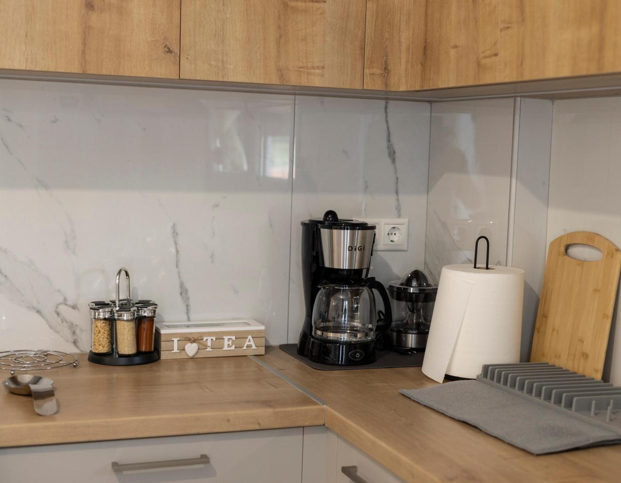 The Skyline Escape Apartment Ираклио Екстериор снимка
