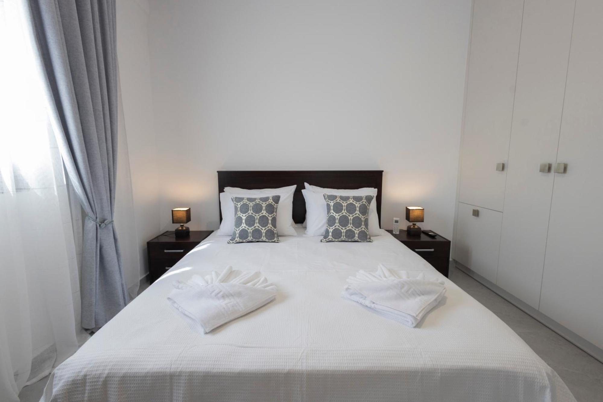 The Skyline Escape Apartment Ираклио Екстериор снимка