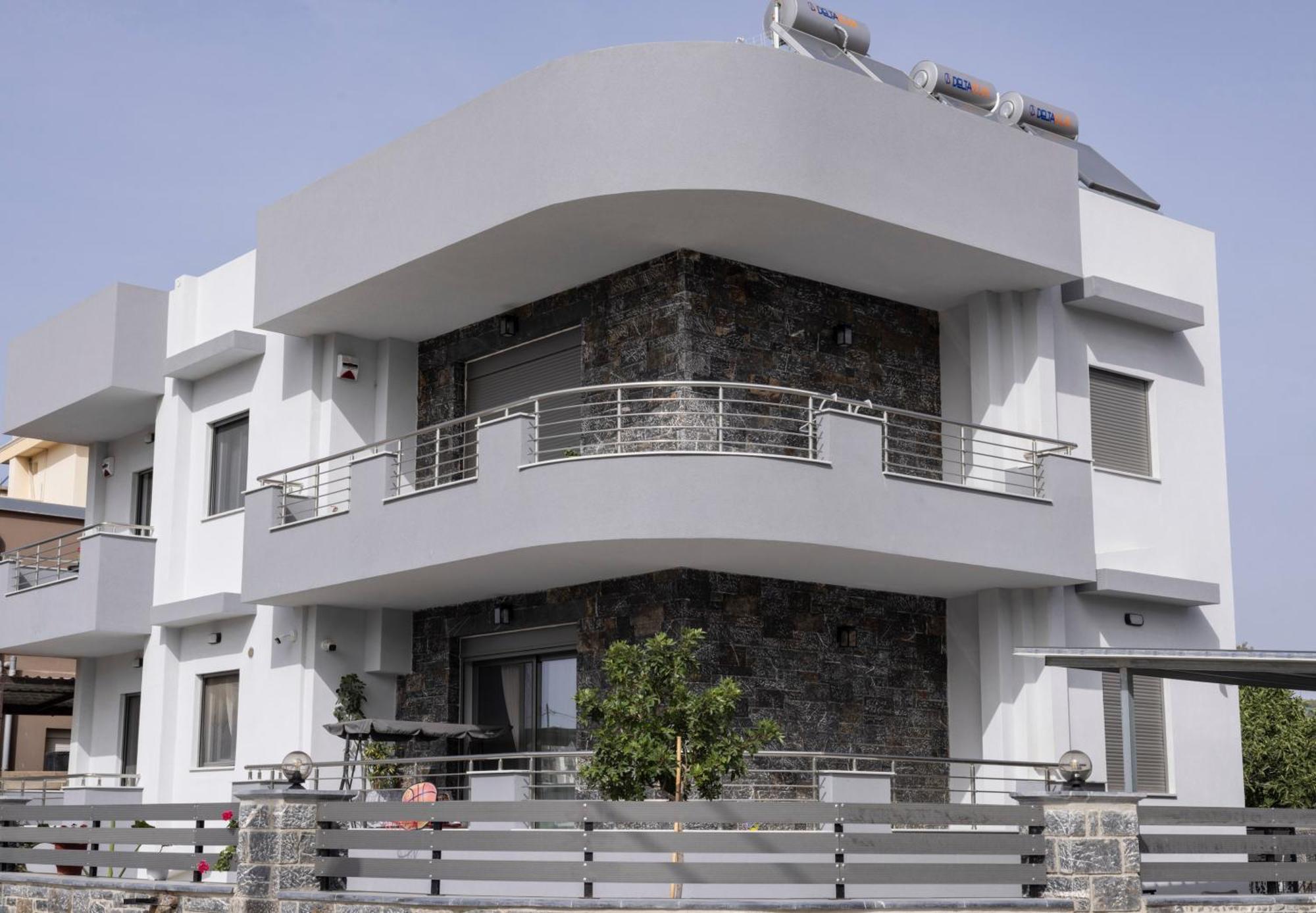 The Skyline Escape Apartment Ираклио Екстериор снимка